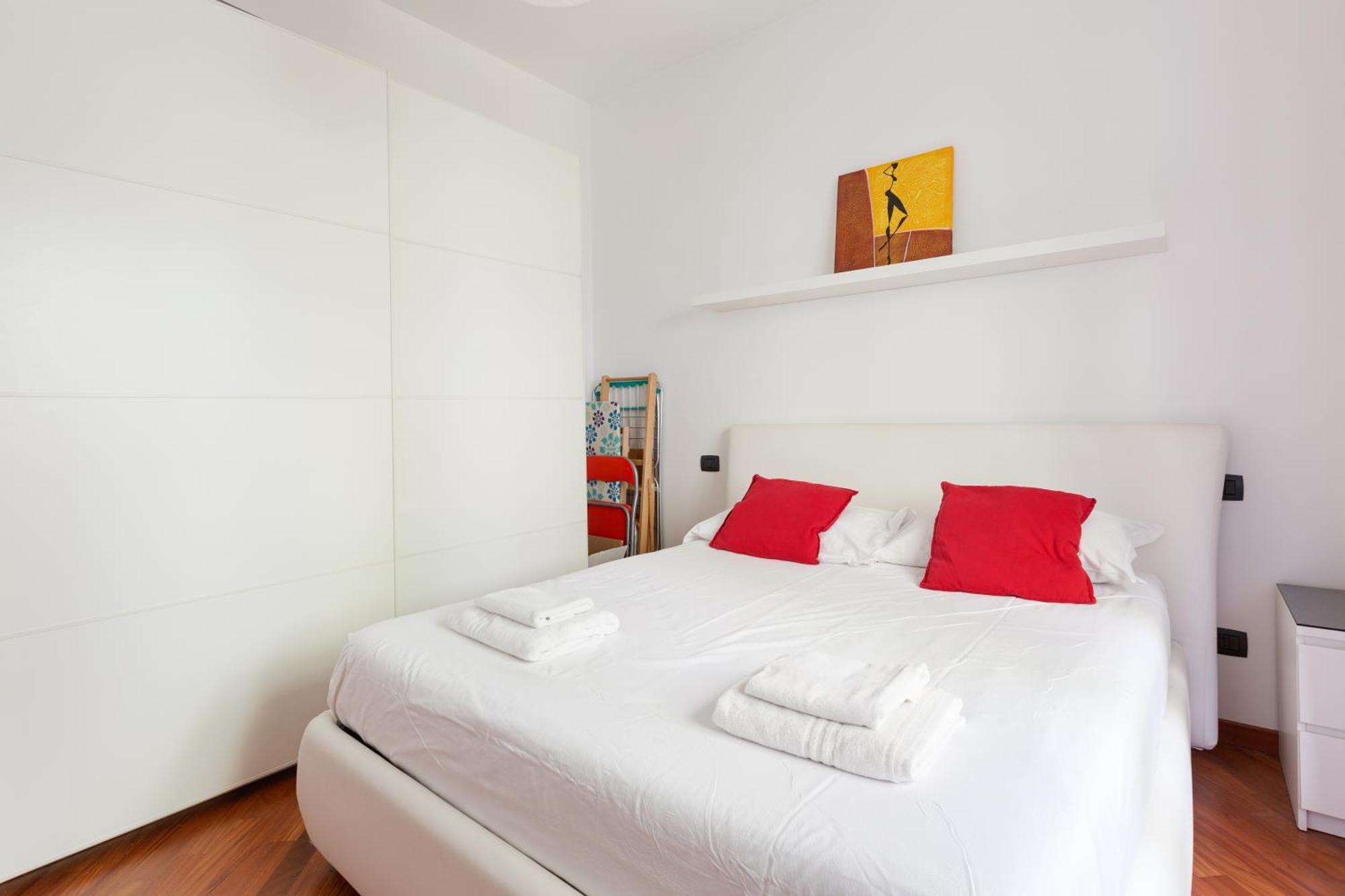 Ca' Granda M5 & Bicocca - Apartment With Parking Milaan Buitenkant foto